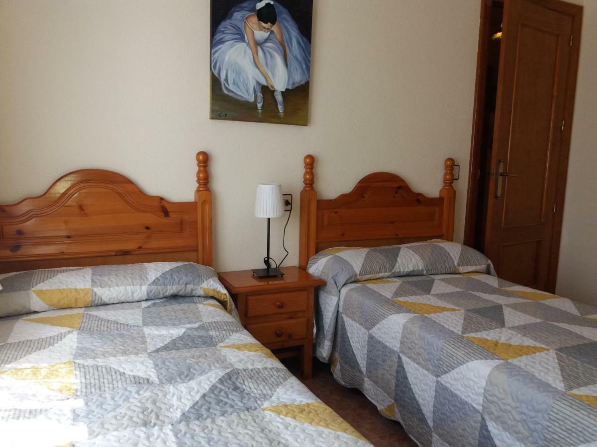 Casa El Reloj Appartement Mombeltrán Buitenkant foto